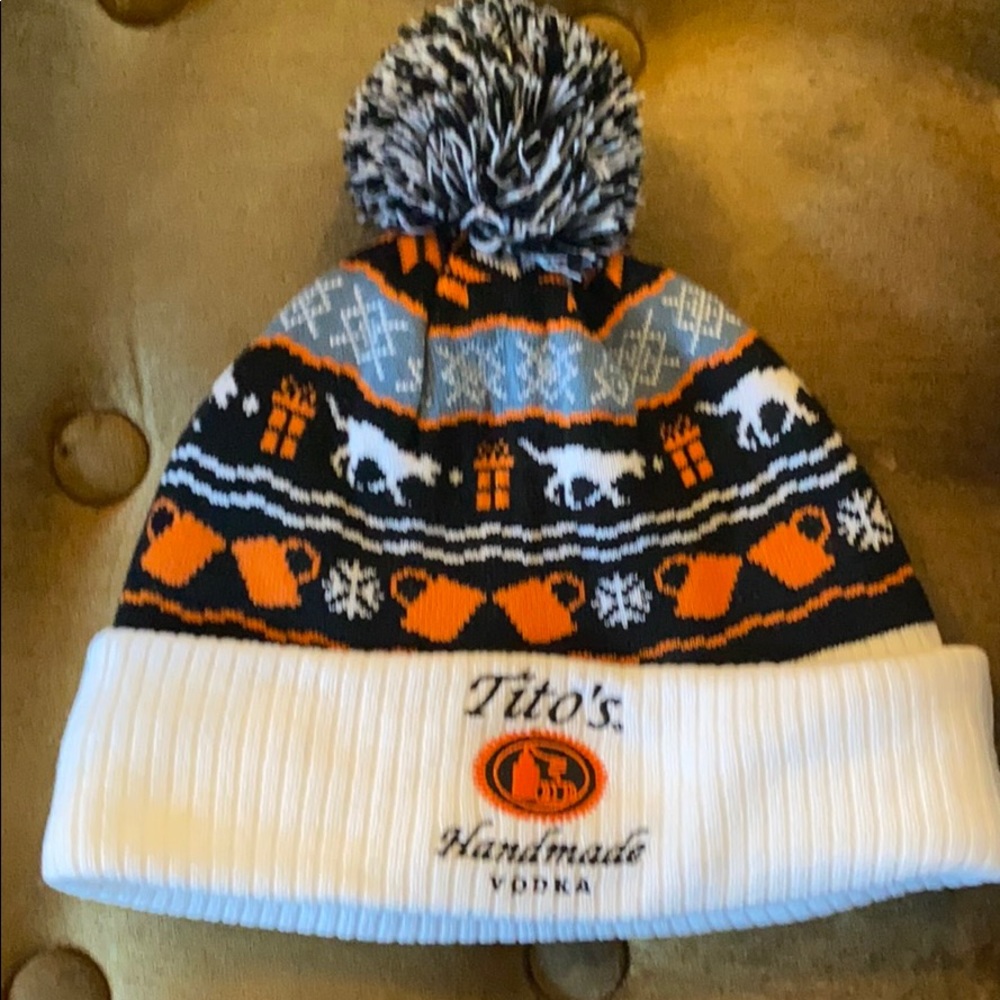 Darling brand new fleece lined hat unisex